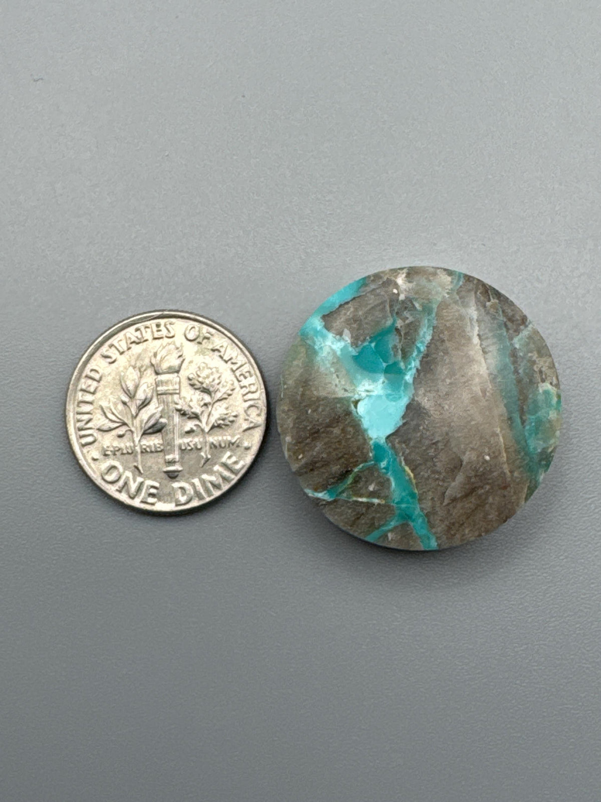 Natural carico Lake Ribbon Turquoise Cabochon