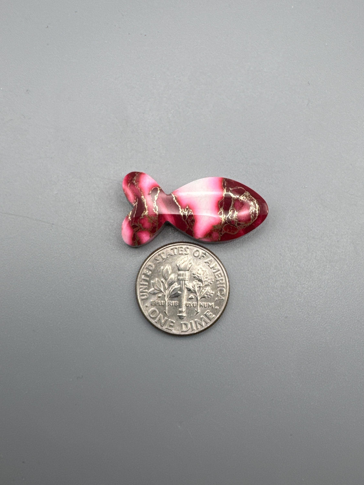 RED/White Cabochon Fish