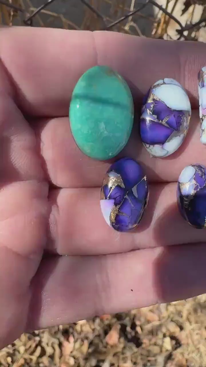 Kingman lavender Dahlia  Cabochon