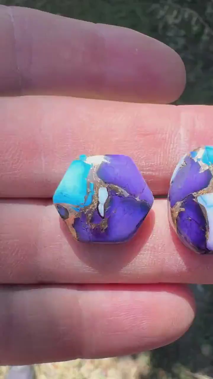 Kingman lavender Dahlia  Cabochon