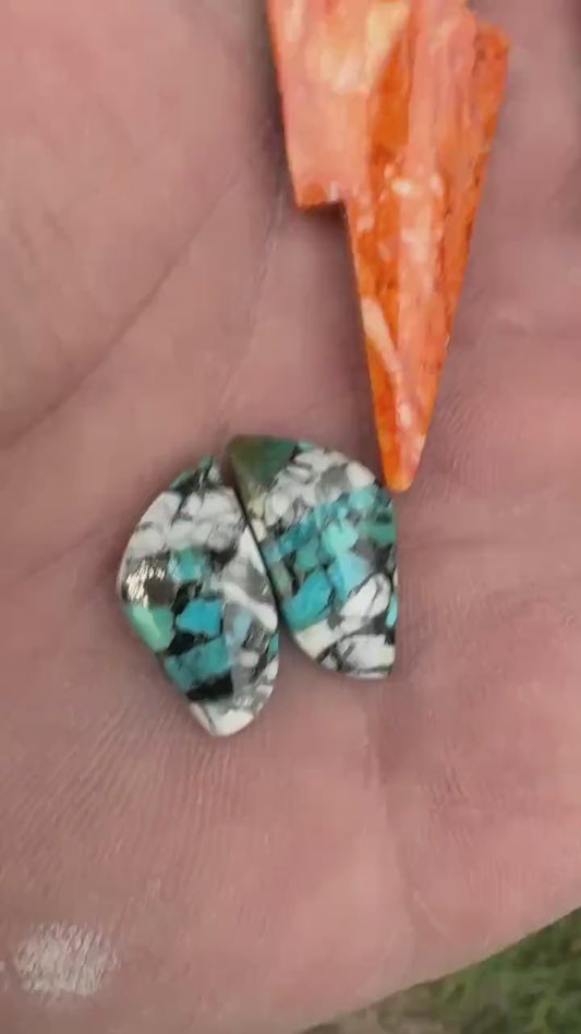 Mohave Purple Kingman Turquoise Lightning Bolt Cabochon
