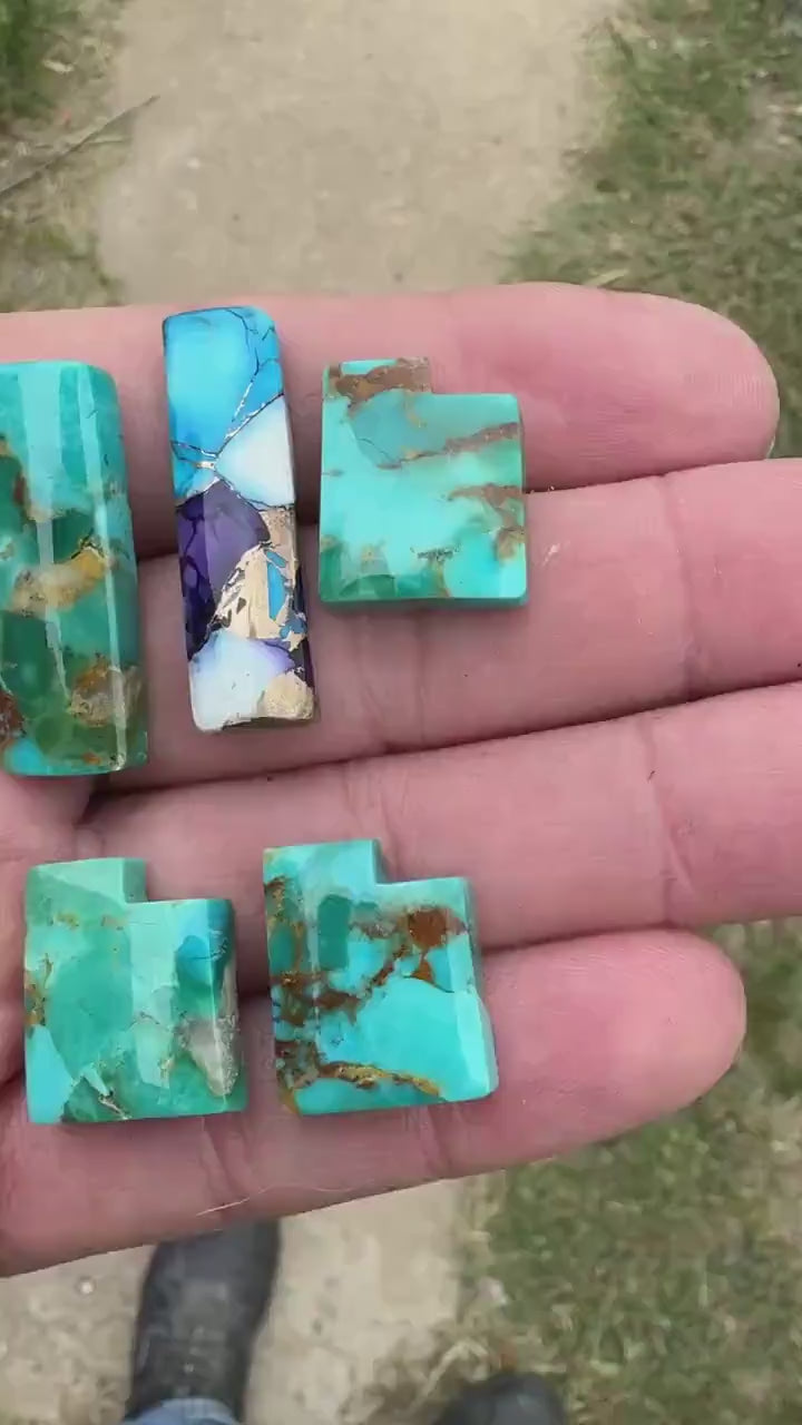 Kingman lavender Dahlia  Cabochon