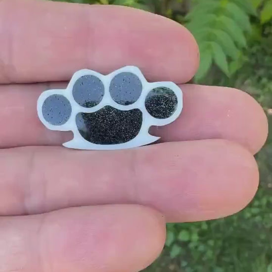 Brass knuckles Cabochon {reconstructed} jet  inlay